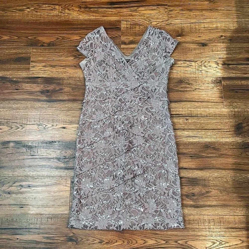 Jessica Mauve 2000s Sequin Lace Knee Length Dress Women 8 Coquette Fairy Wedding